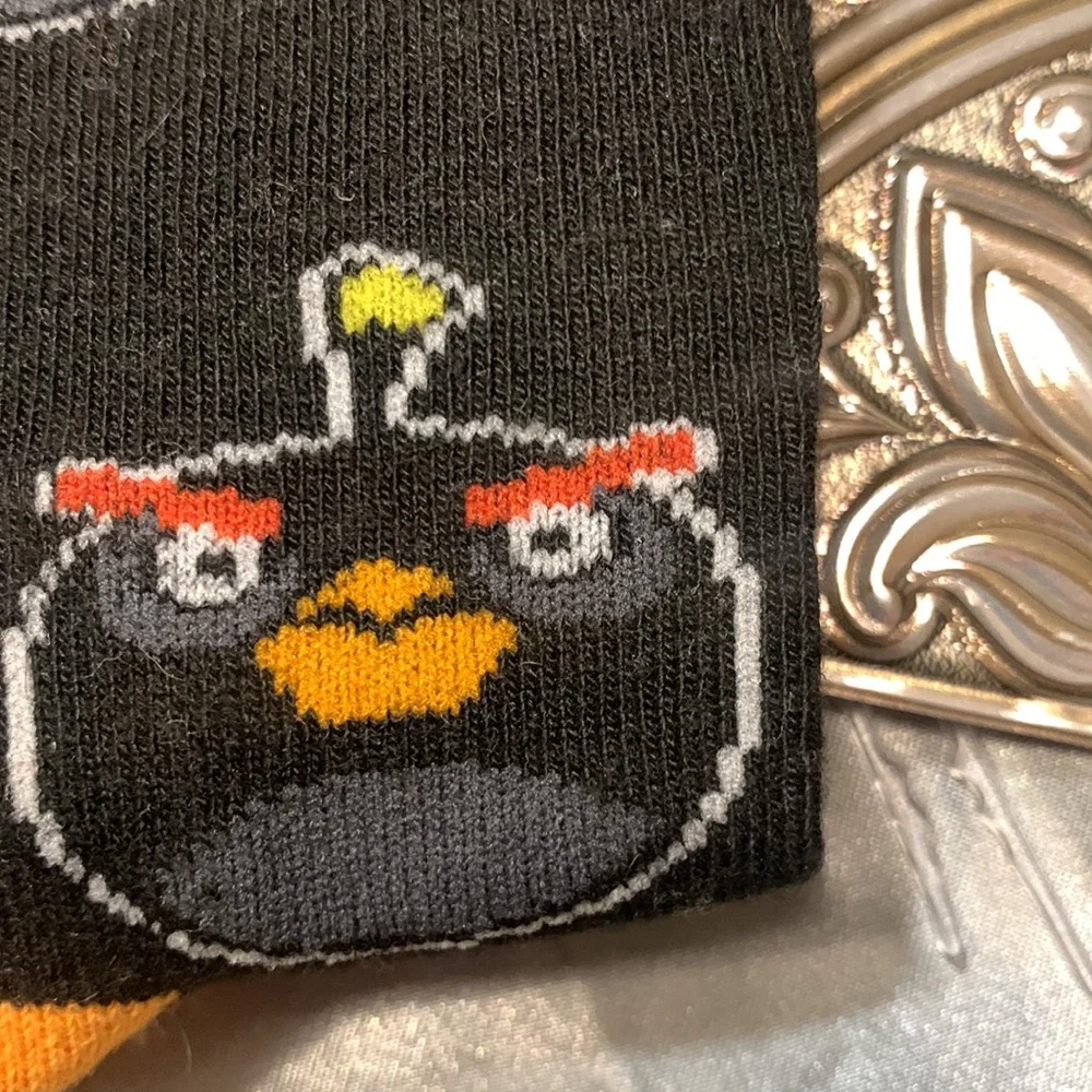 🌹NWT • CRAZY UNIVERSE ANGRY BIRDS • Unisex CREW SOCKS • MADE IN USA